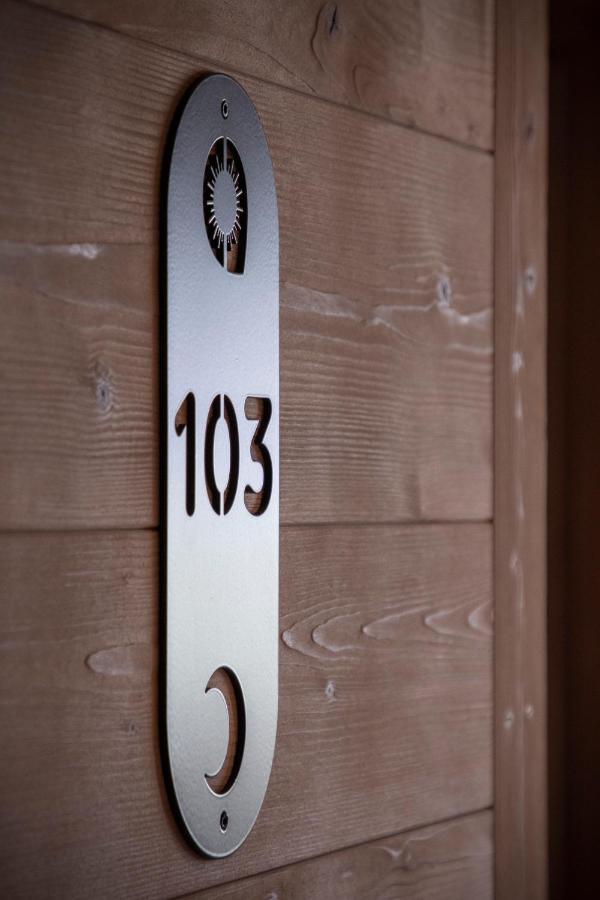 Chalet Hôtelier LES EQUINOXES - VAL D'ISERE La Daille Exterior foto
